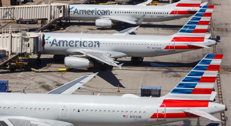 American Airlines Symbol Foto iStock Boarding 1 Now